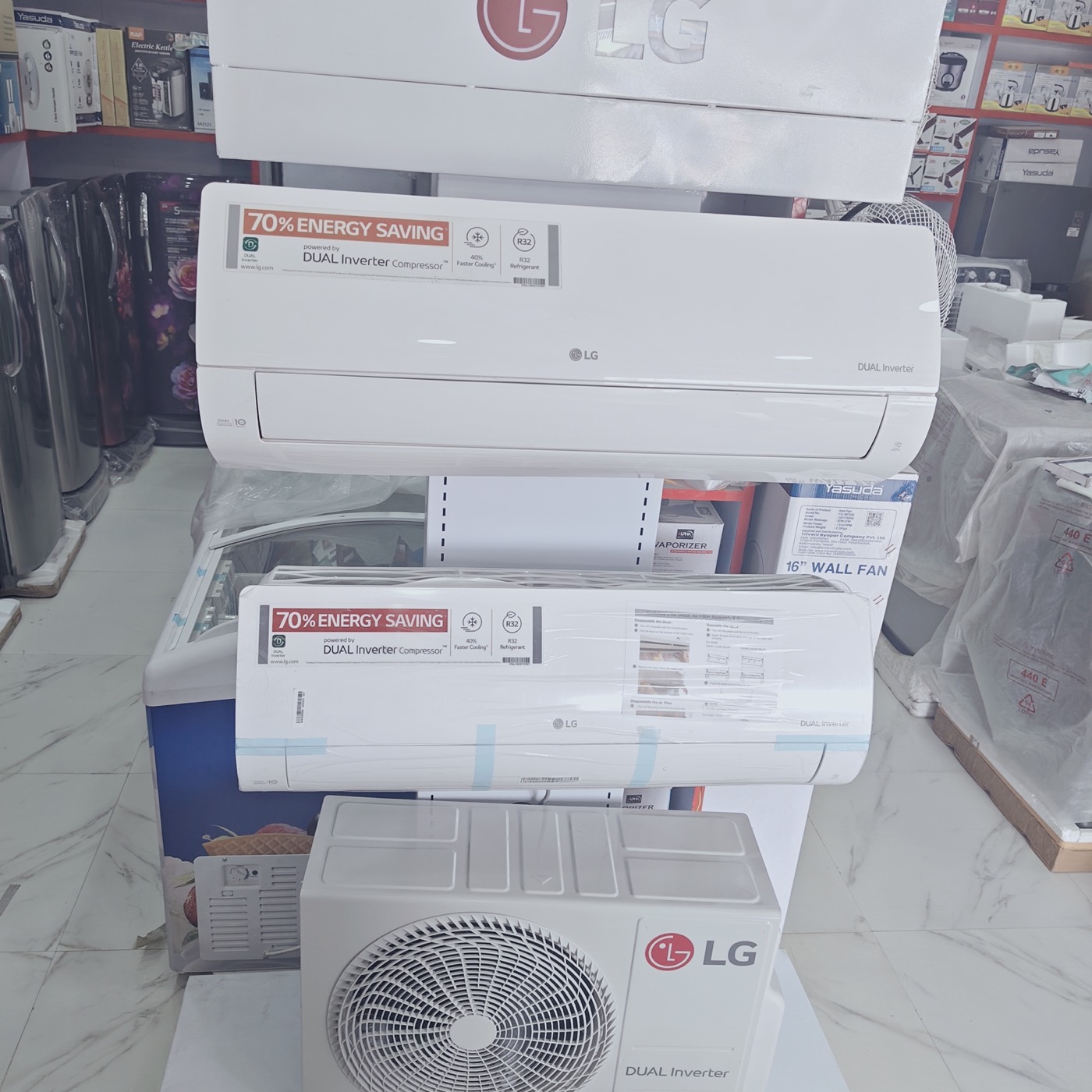 LG Dual Inverter ACs on display